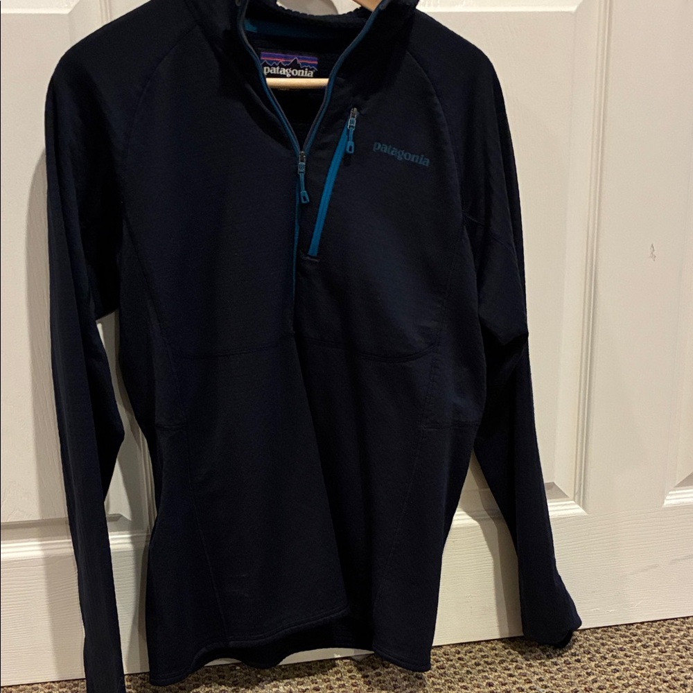 Patagonia Dark Navy Half-Zip Light Weight  Fleece with Teal Trim